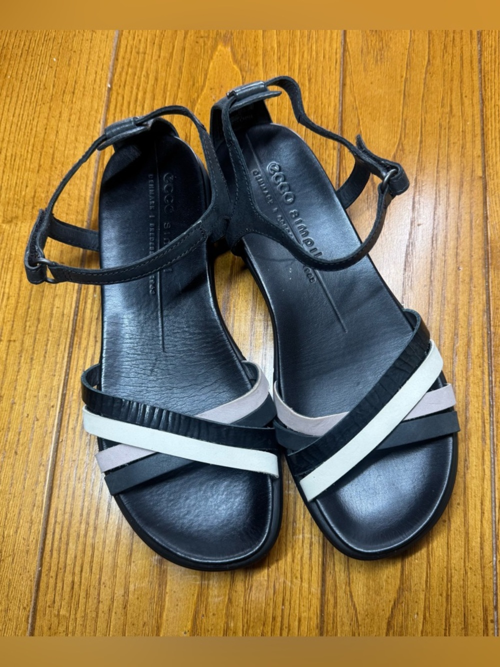 ECCO Simpil Leather Strappy Sandals - Size 37 (US 6-6.5)